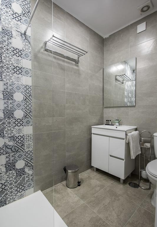 Apartamentos Turísticos Domus Seleqtia Plaza Mayor Caces Exterior foto